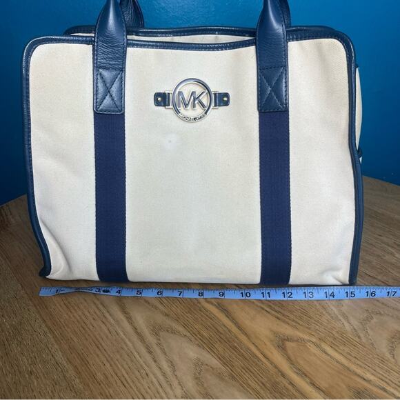Michael Kors Canvas Leather Trimmed Large Tote Travel Bag Ivory Navy Blue - Picture 14 of 16